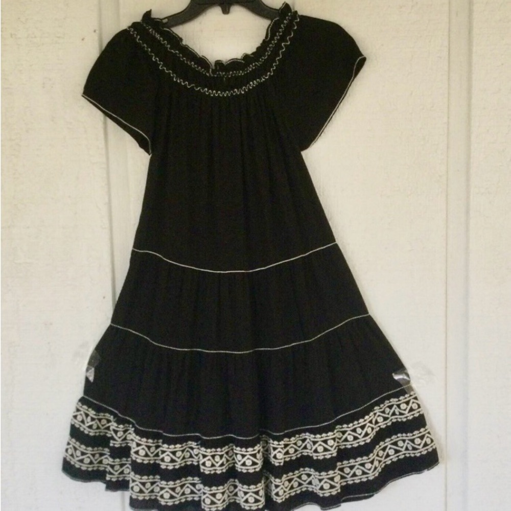 Max Studio Off Shoulder Embroidered Mini - Picture 5 of 6